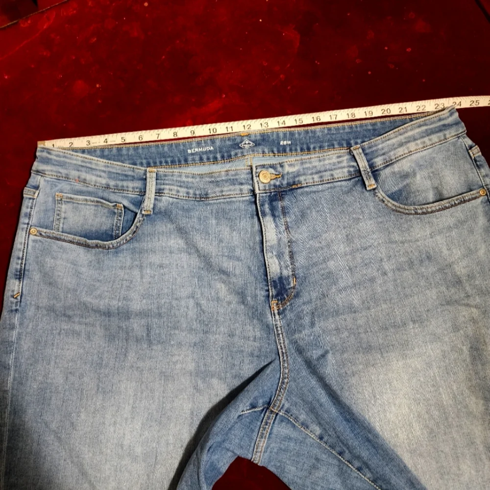 NWOT ... St. John's Bay Jeans Shorts - Picture 3 of 9